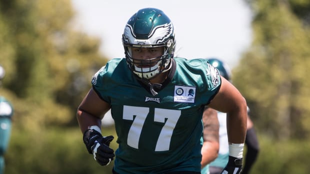 Philadelphia Eagles offensive lineman Andre Dillard running drills